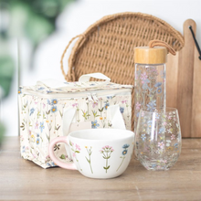 Load image into Gallery viewer, Blooming Lovely Floral Lunch Bag
