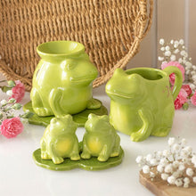 Load image into Gallery viewer, Luna Frog Shaped Oil Burner