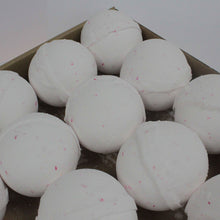 Load image into Gallery viewer, Coconut Dream Bath Bomb