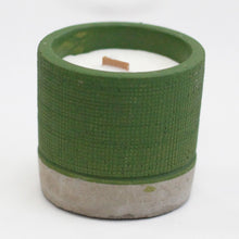 Load image into Gallery viewer, Concrete Candle - Green - Sea Moss & Herbs