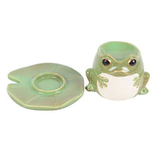 Load image into Gallery viewer, Frog Shaped Oil Burner on Lily Pad Wax Warmer