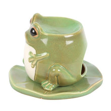 Load image into Gallery viewer, Frog Shaped Oil Burner on Lily Pad Wax Warmer