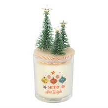 Load image into Gallery viewer, Merry and Bright Bauble Cinnamon &amp; Spice Glass Candle with Tree
