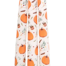 Load image into Gallery viewer, Set of 3 Pumpkin Taper Candles
