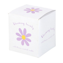 Load image into Gallery viewer, Blooming Lovely Daisy Wildflower Candle
