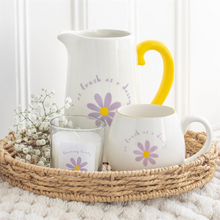 Load image into Gallery viewer, Blooming Lovely Daisy Wildflower Candle
