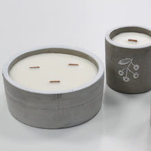 Load image into Gallery viewer, Large Round Concrete Candle - Crushed Vanilla &amp; Orange
