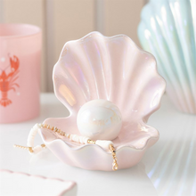 Load image into Gallery viewer, Clam Shell Trinket Dish
