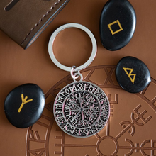 Load image into Gallery viewer, Pathfinder Vegvisir Keyring
