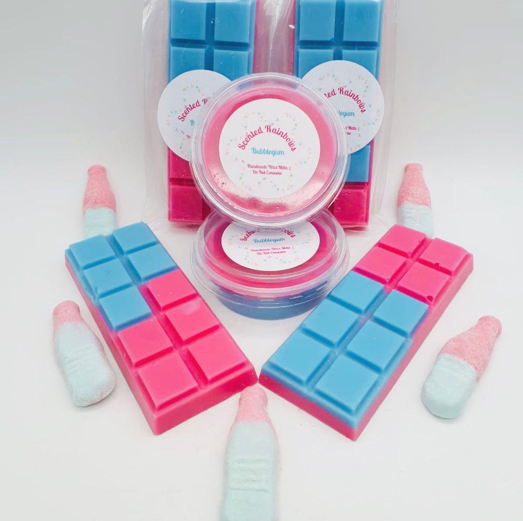 Bubblegum Wax Melt Pot - Super Strong Fruity Gum Scent - Long Lasting Wax Melt - Stackable Pots - Easy to Store - Blue and Pink Wax - Childhood Sweet Scents